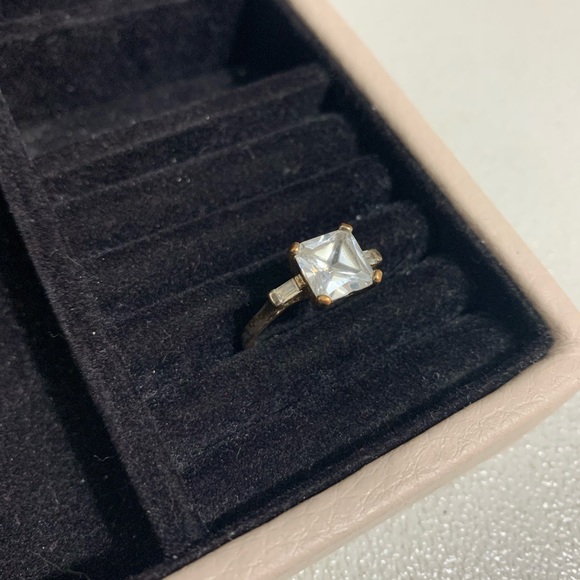 {Ring} - Picture 2 of 3